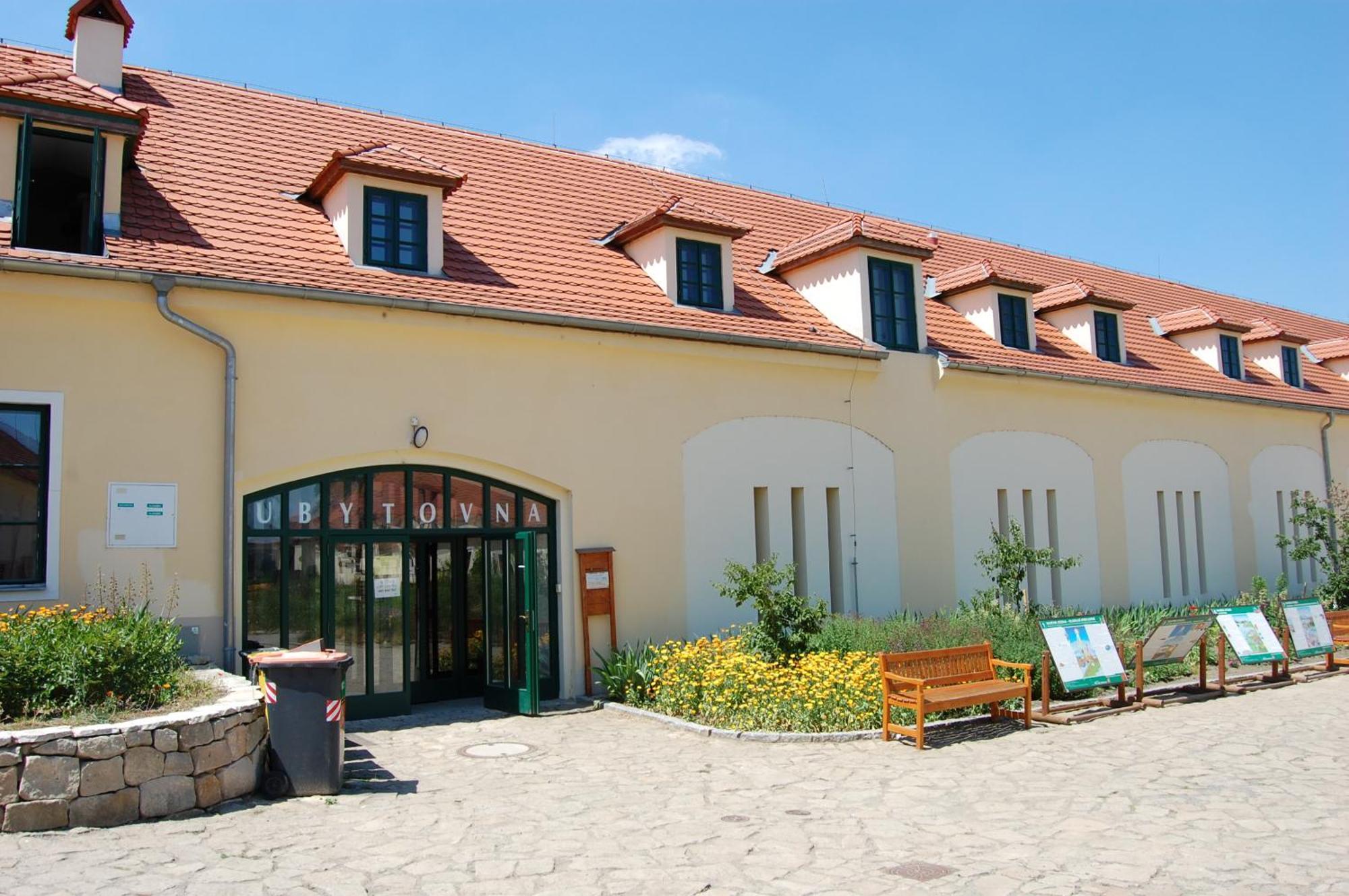 Ubytovna Toulcuv Dvur Prague Exterior photo